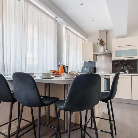 Appartement Presqu'île Coeur De T3 Cosy&central